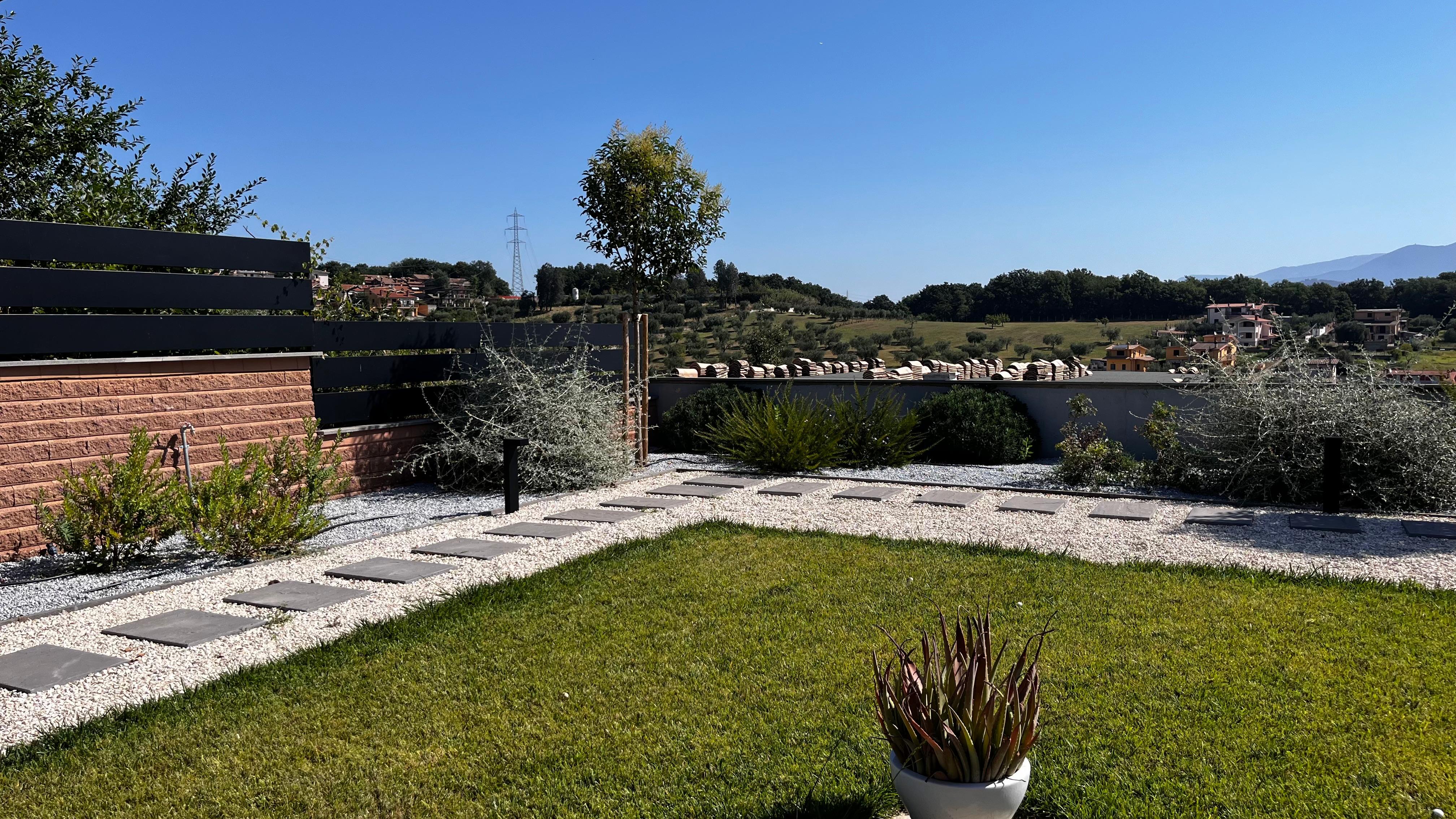 realizzato-giardino-privato-fonte-nuova-rm