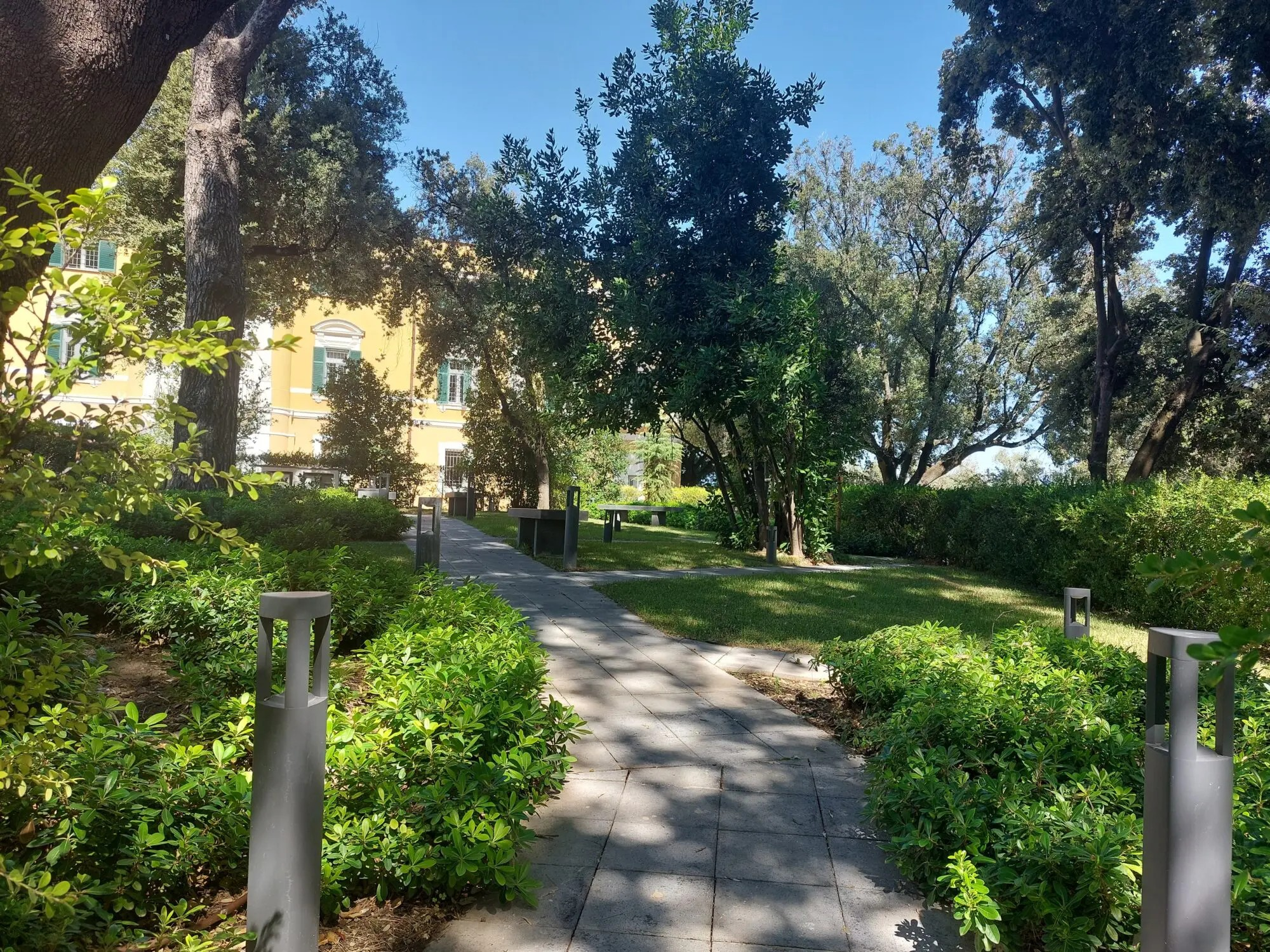 realizzato-giardino-privato-villa-dei-fiori-nocera-sa